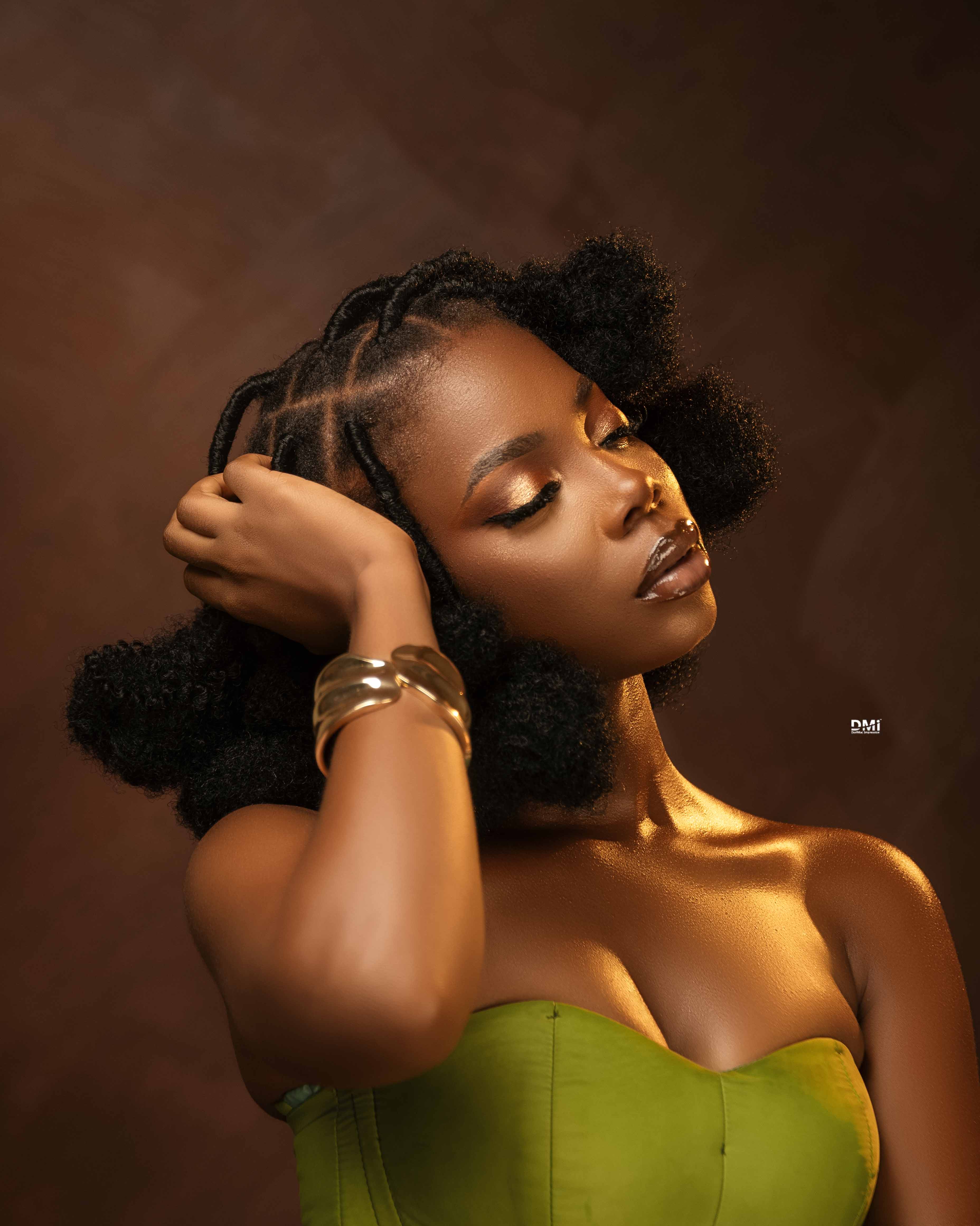 PORTRAIT 5